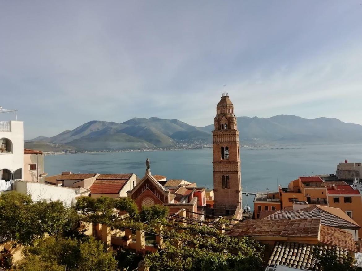 Oltre Il Mare Guest House Gaeta Exterior photo